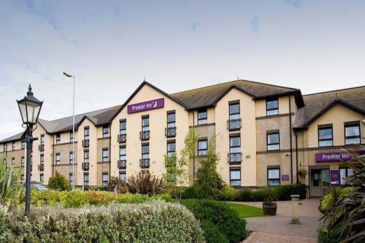 Premier Inn Norwich - Broadlands Park Thorpe St Andrew Exterior photo